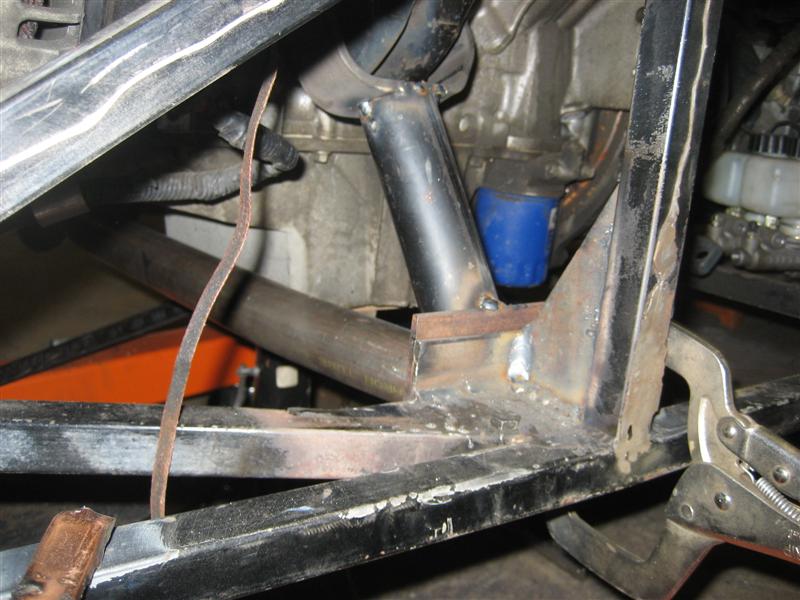 Engine cradle and motor mounts 001 (Medium).jpg